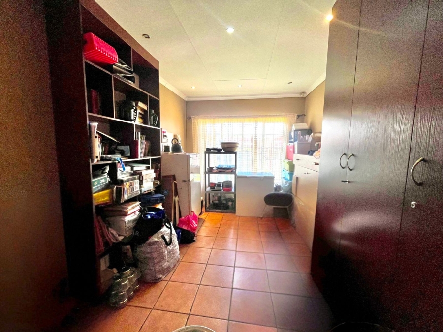 4 Bedroom Property for Sale in Protea Park North West